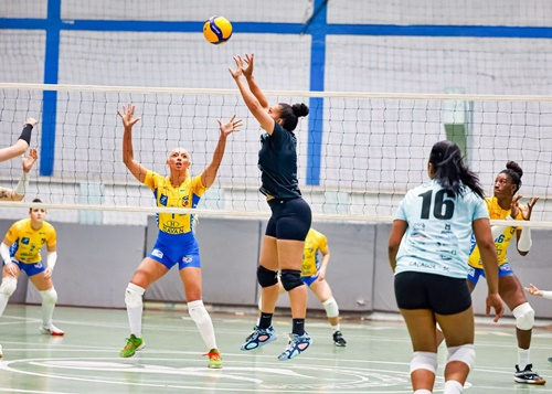 Napoli Caçador retoma atividades do vôlei feminino em 2026